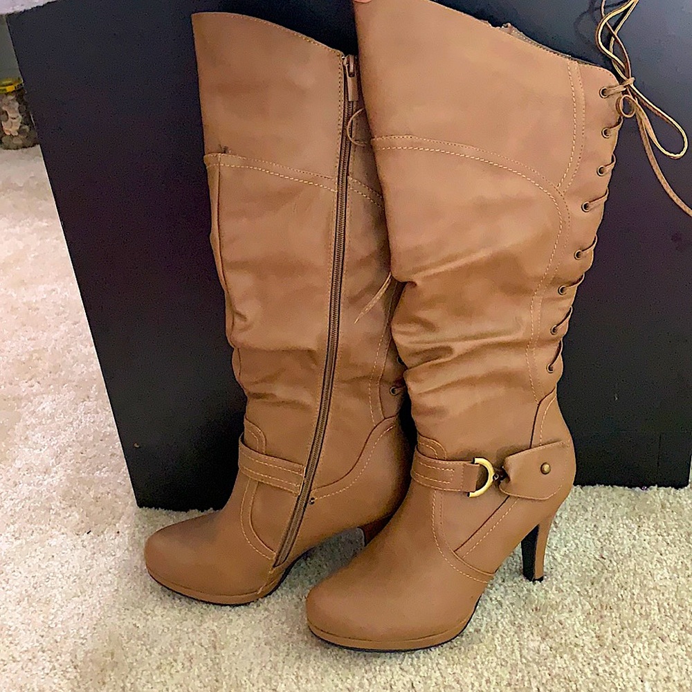 High heeled boots